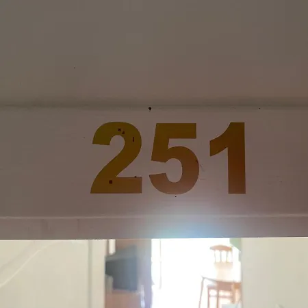 Sunny Day 5 - 251 Studio Apartment *